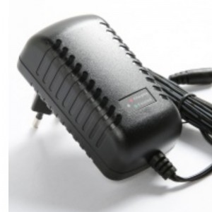 Nabíječka baterií NIMH pro baterie 4,8 V ~ 14,4 V NIMH / NICD